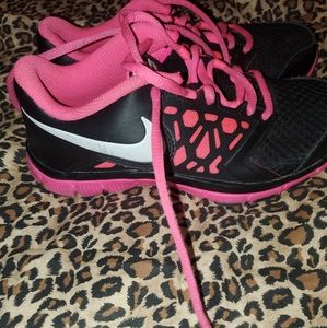 Girls Nike Sneakers